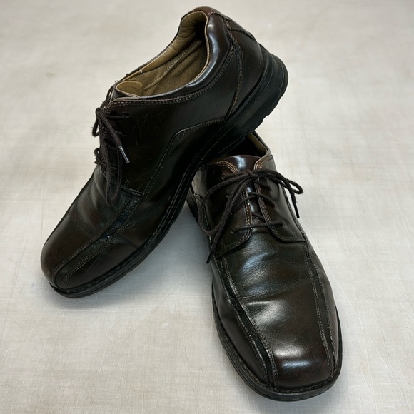 0824-04 Dockers ProStyle Shoes - Picture 1 of 6